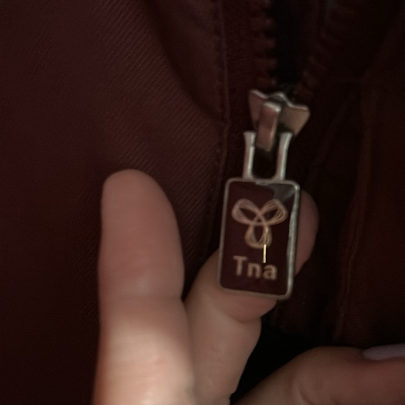 TNA Avoriaz parka - Picture 3 of 4